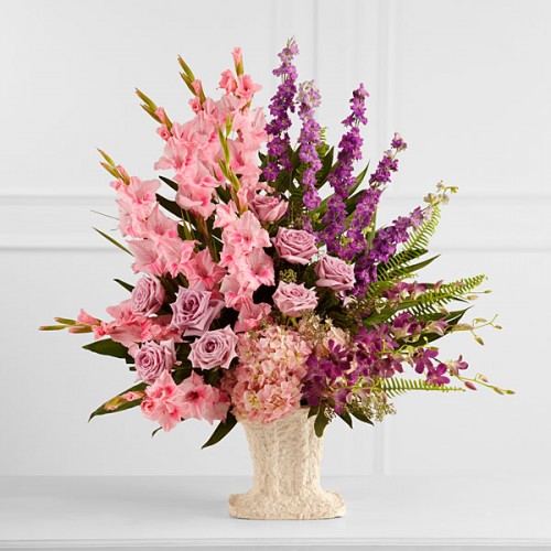 The FTD Flowing Garden Arrangement