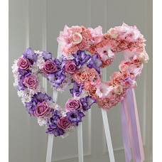 The FTD Hearts Eternal Easel