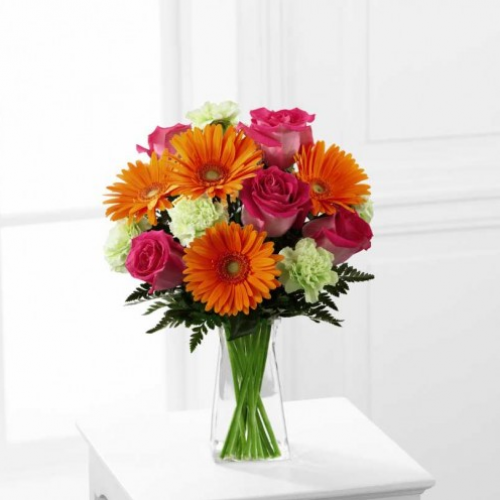 The FTD Pure Bliss Bouquet