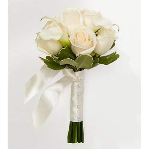 White Bridesmaid Bouquet