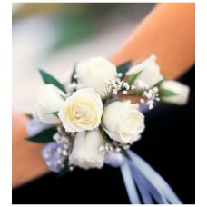 White Mini Roses Wristlet